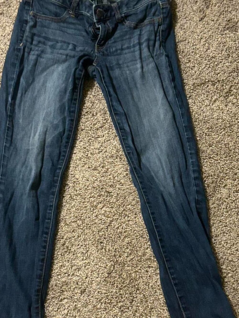 American Eagle Outfitters Women's Blue and Navy Jeans